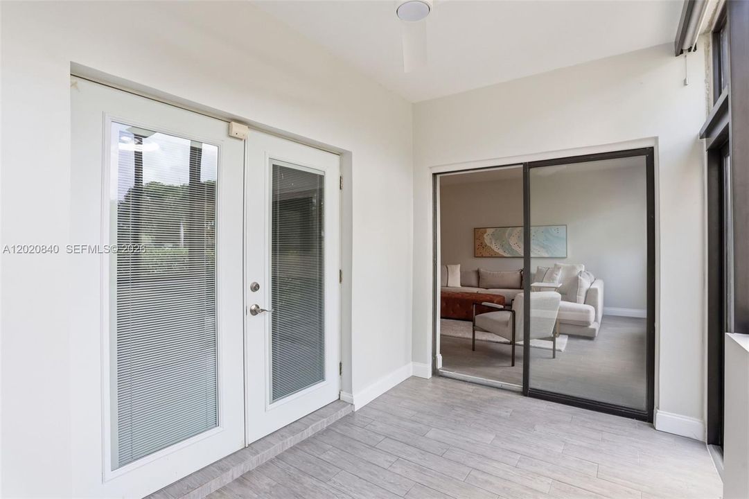 For Sale: $579,000 (2 beds, 2 baths, 1449 Square Feet)