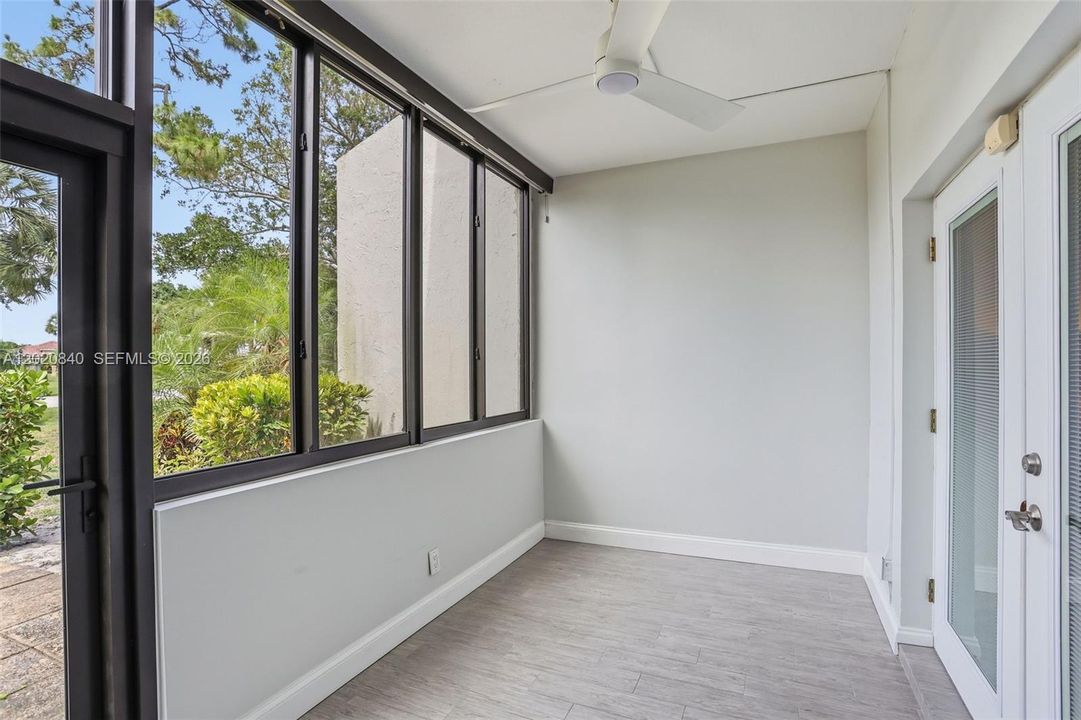 For Sale: $579,000 (2 beds, 2 baths, 1449 Square Feet)