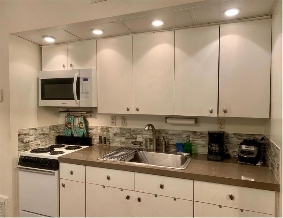 coral gardens kitchen 6-24-25