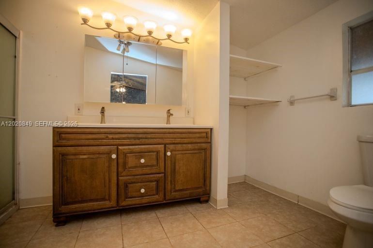 For Sale: $699,000 (3 beds, 2 baths, 1300 Square Feet)