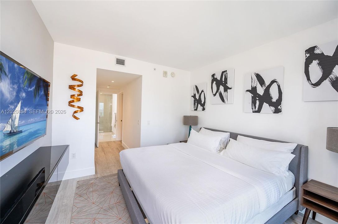 出租: $7,500 (3 贝兹, 3 浴室, 1435 平方英尺)