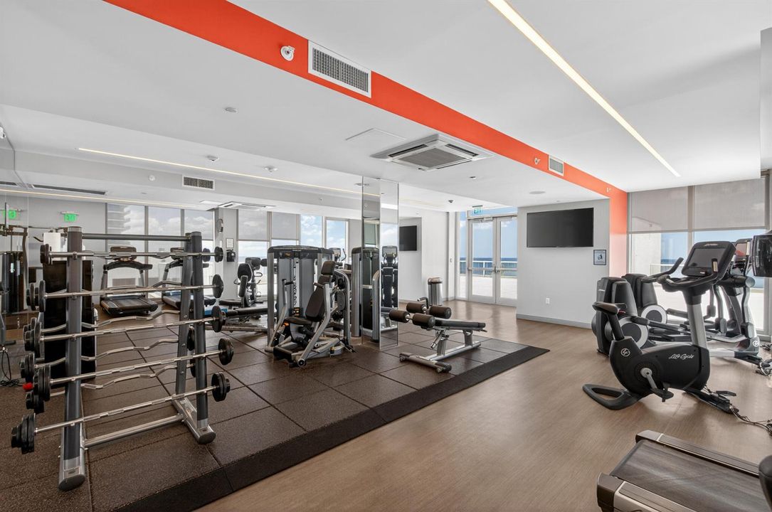 10155 apt 1401-77