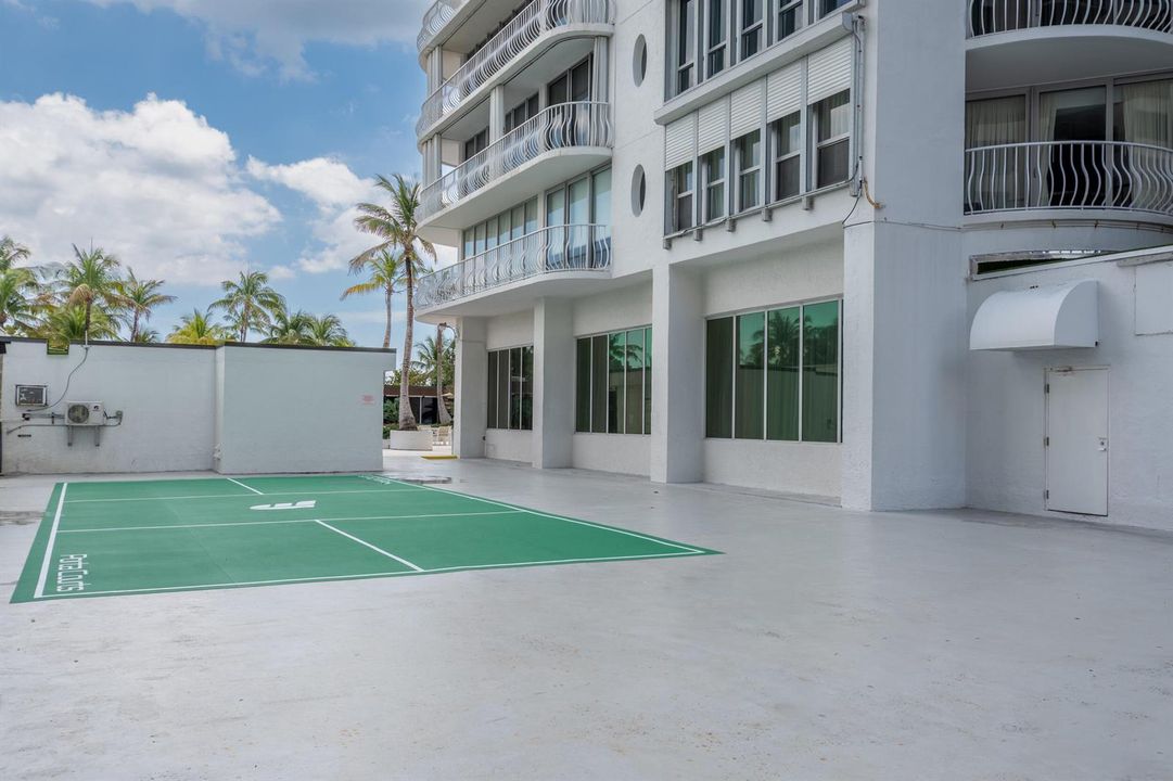 10155 apt 1401-66
