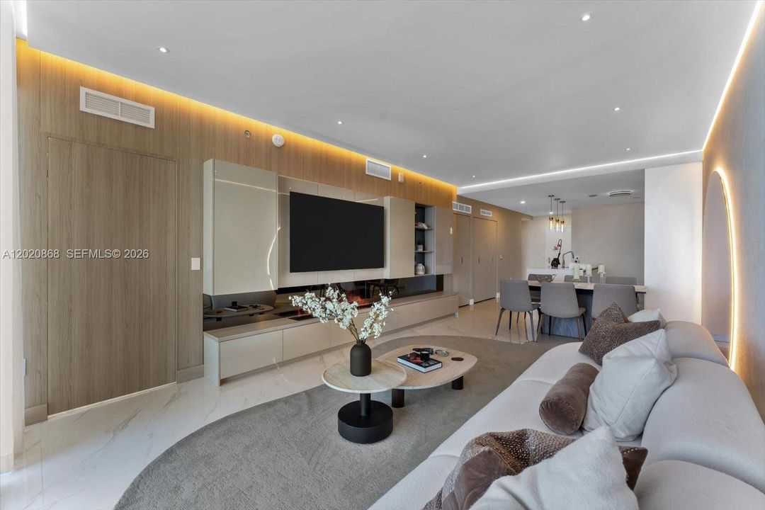 В аренду: $12,800 (2 спален, 3 ванн, 1542 Квадратных фут)