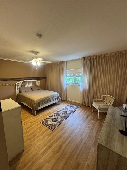 En Venta: $170,000 (2 camas, 2 baños, 1242 Pies cuadrados)