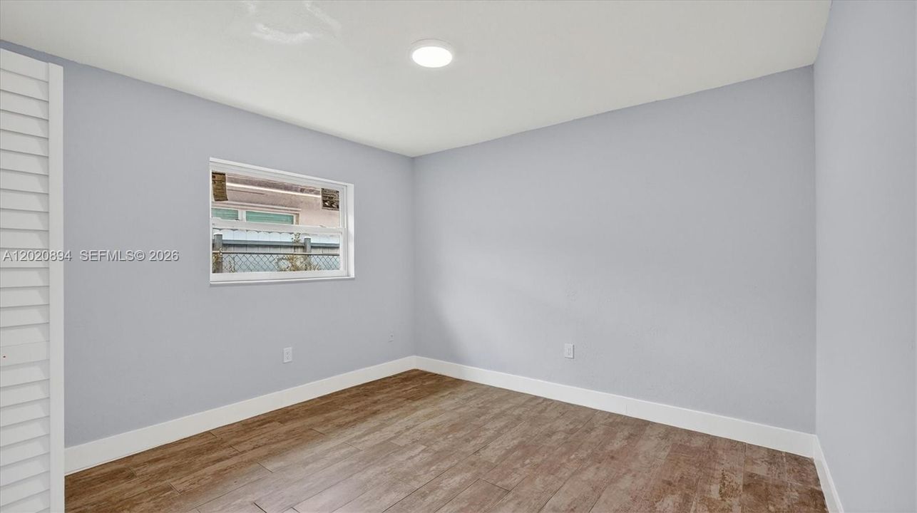 Active With Contract: $545,000 (4 beds, 2 baths, 1354 Square Feet)