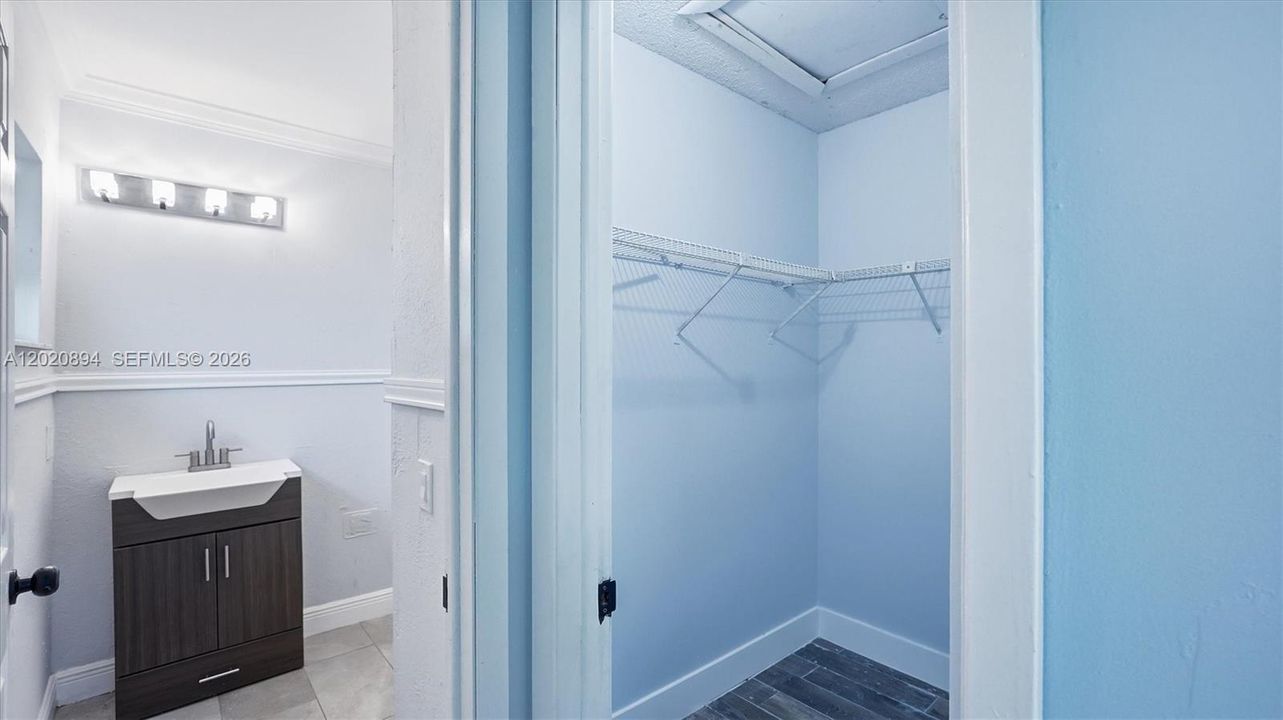 Active With Contract: $545,000 (4 beds, 2 baths, 1354 Square Feet)