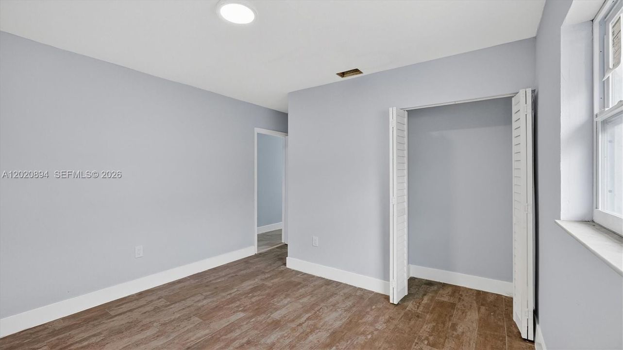 Active With Contract: $545,000 (4 beds, 2 baths, 1354 Square Feet)