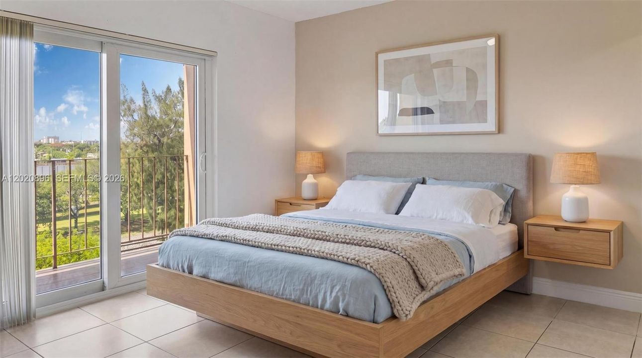 Active With Contract: $229,950 (2 beds, 2 baths, 870 Square Feet)