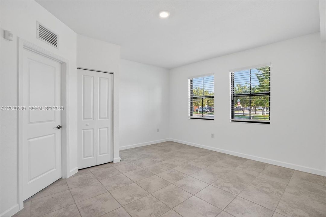 For Rent: $4,100 (4 beds, 3 baths, 2228 Square Feet)