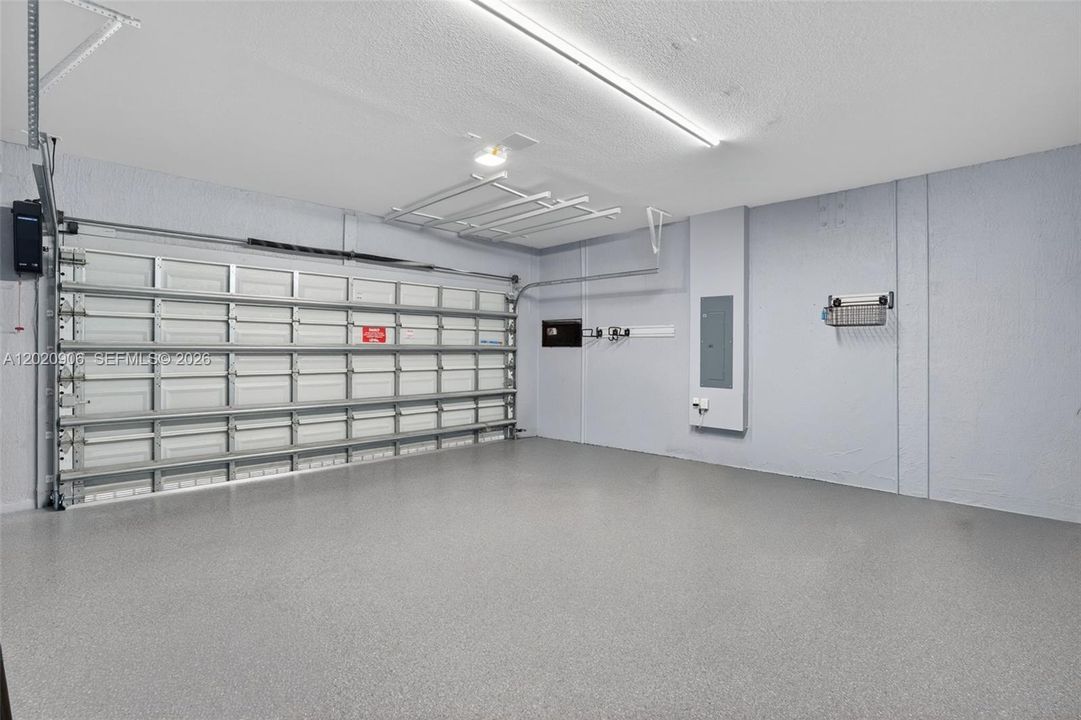 For Rent: $4,100 (4 beds, 3 baths, 2228 Square Feet)