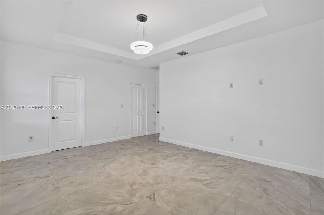 For Rent: $4,100 (4 beds, 3 baths, 2228 Square Feet)