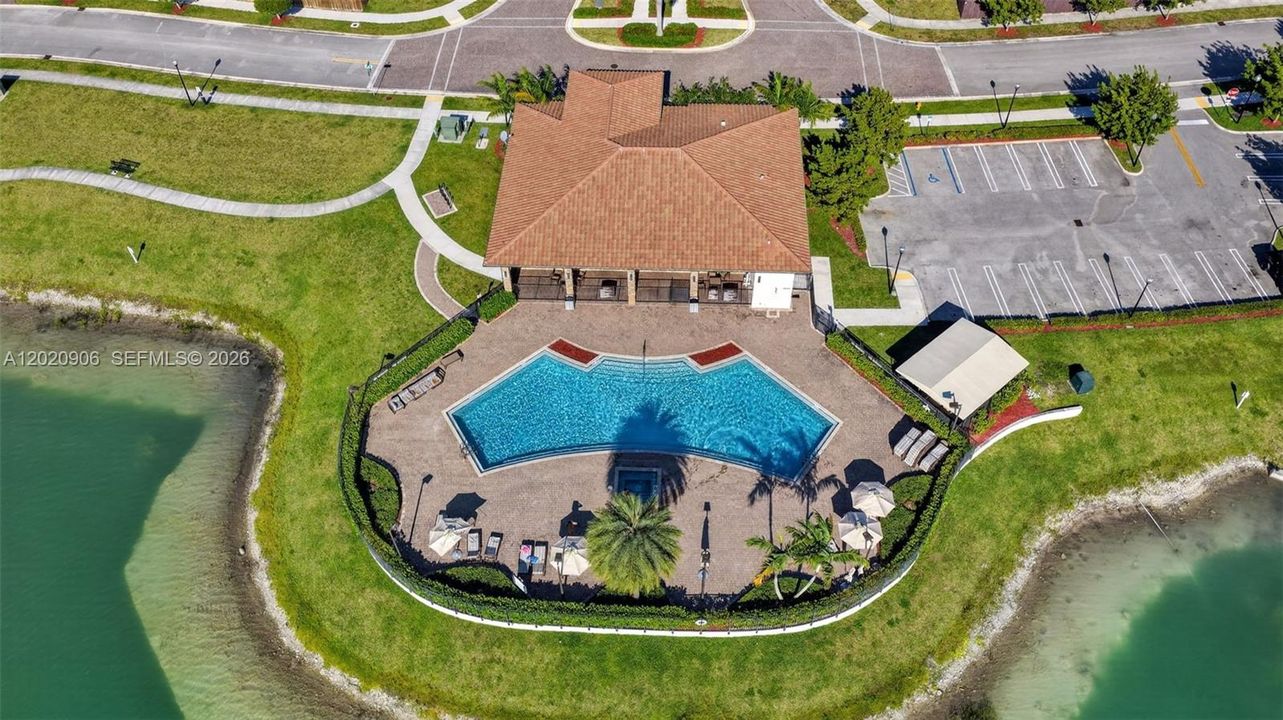 For Rent: $4,100 (4 beds, 3 baths, 2228 Square Feet)