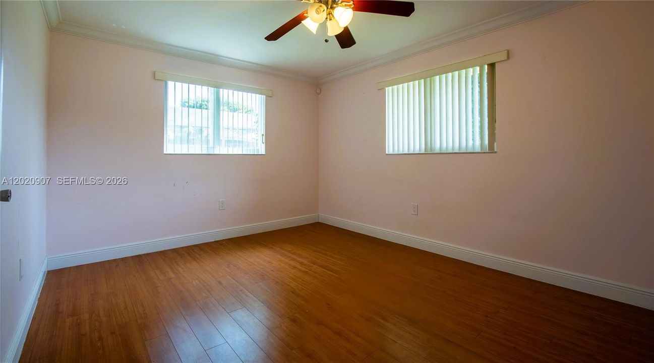 Недавно арендовано: $6,500 (4 спален, 2 ванн, 2340 Квадратных фут)
