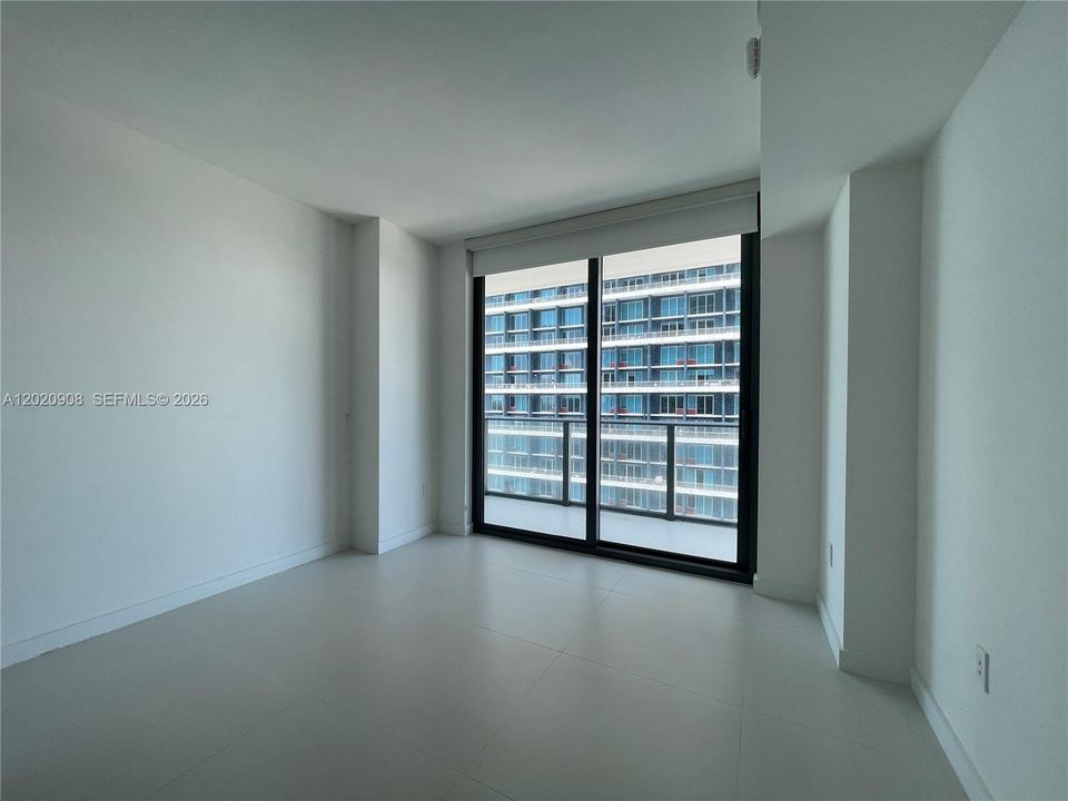 For Rent: $4,600 (2 beds, 2 baths, 961 Square Feet)
