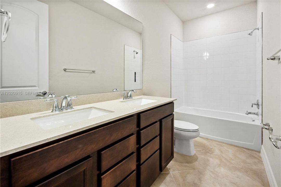 For Sale: $599,000 (3 beds, 2 baths, 1754 Square Feet)