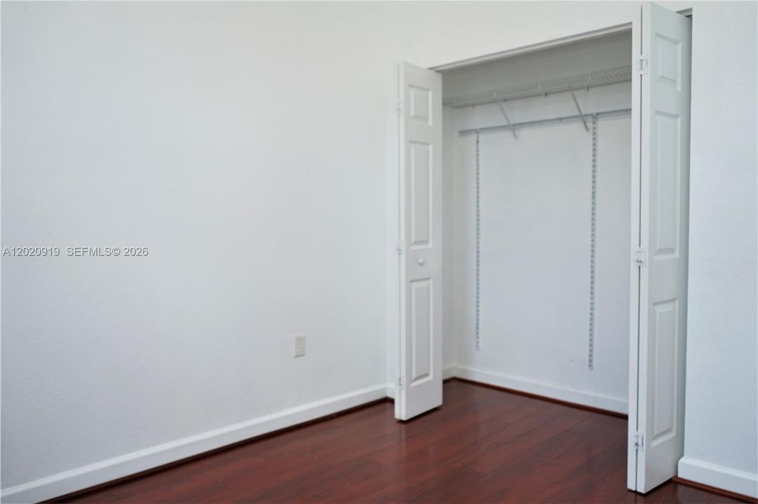 For Rent: $4,300 (4 beds, 2 baths, 1862 Square Feet)