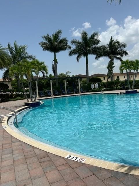 For Rent: $4,300 (4 beds, 2 baths, 1862 Square Feet)