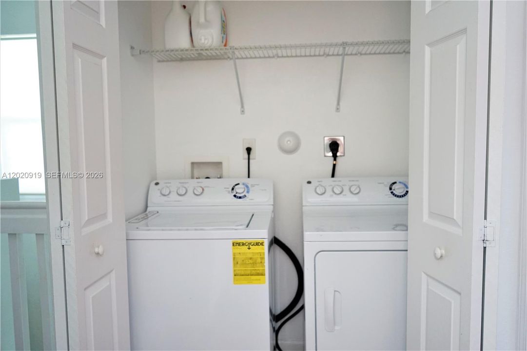 For Rent: $4,300 (4 beds, 2 baths, 1862 Square Feet)