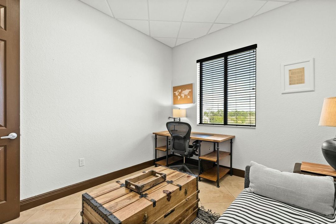 Office 3