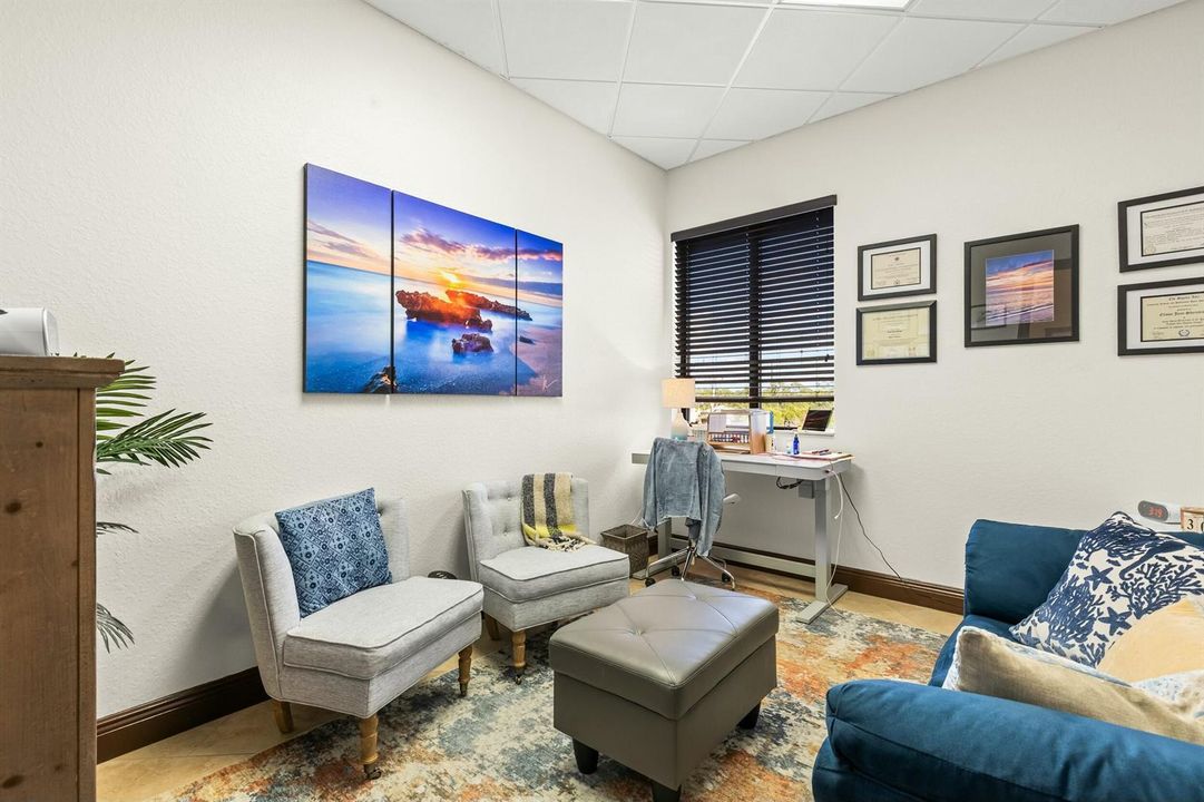 Office 1