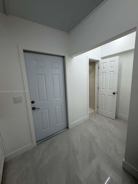 В аренду: $1,400 (1 спален, 1 ванн, 1595 Квадратных фут)