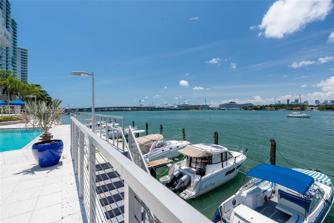 Dock