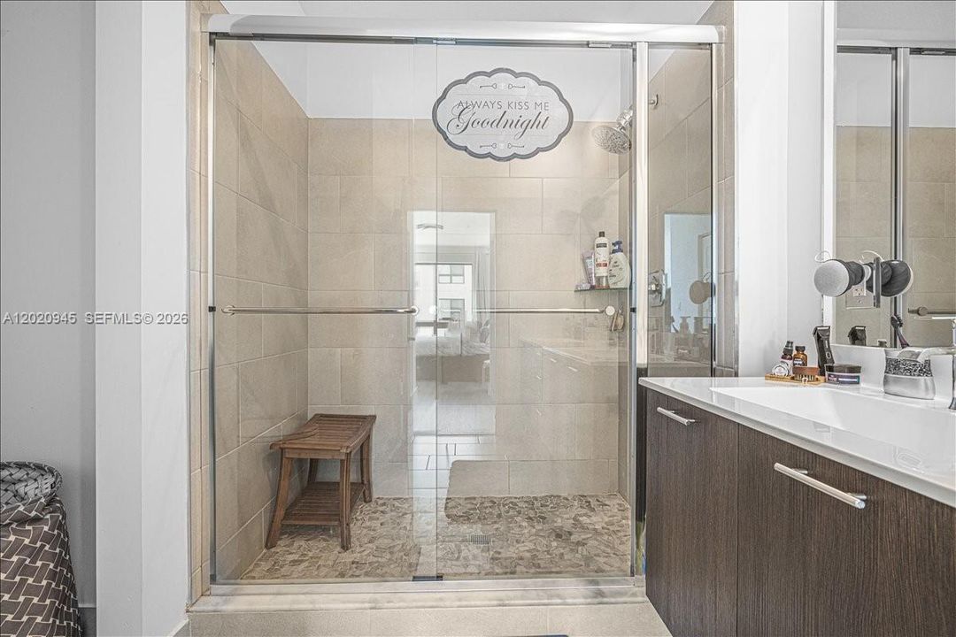 На продажу: $535,000 (3 спален, 2 ванн, 1124 Квадратных фут)
