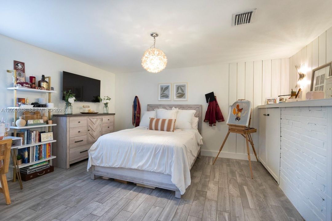 Active With Contract: $1,775,000 (4 beds, 3 baths, 2112 Square Feet)