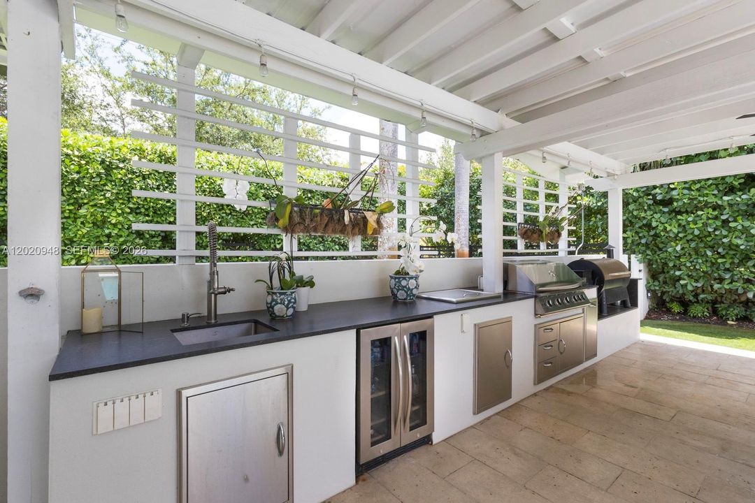 Active With Contract: $1,775,000 (4 beds, 3 baths, 2112 Square Feet)
