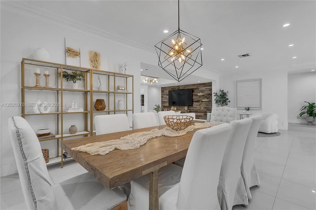 For Sale: $3,250,000 (6 beds, 4 baths, 3316 Square Feet)