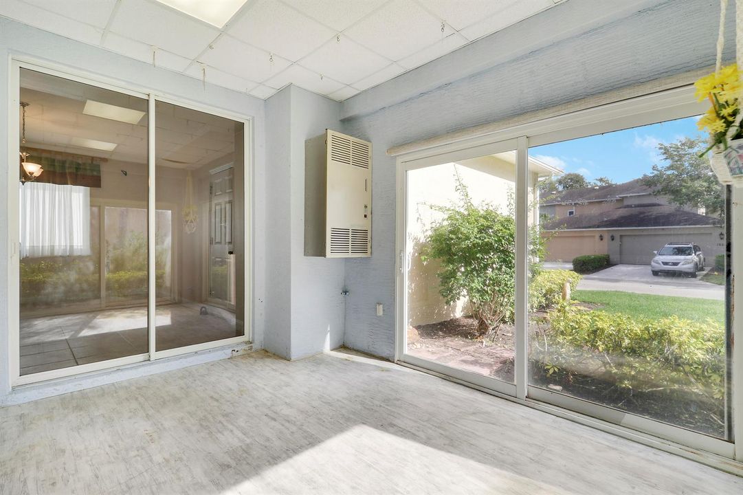 Enclosed Florida room