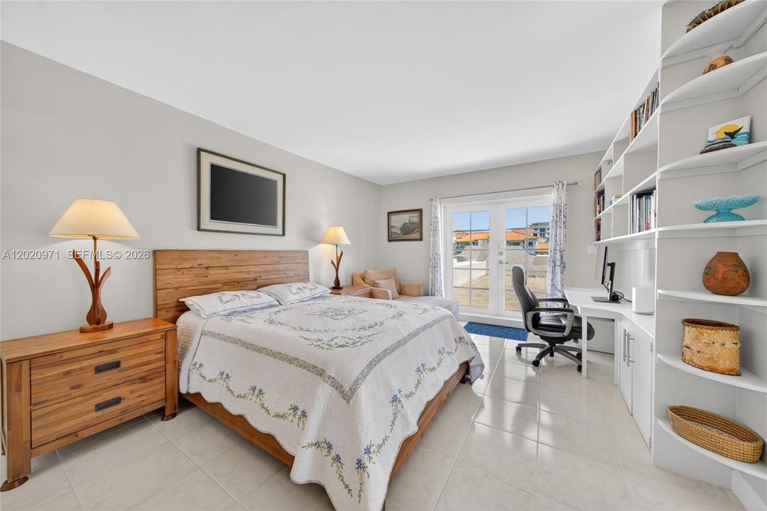 En Venta: $1,120,000 (3 camas, 2 baños, 1420 Pies cuadrados)