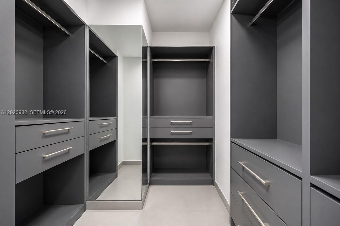 В аренду: $15,000 (3 спален, 2 ванн, 1761 Квадратных фут)