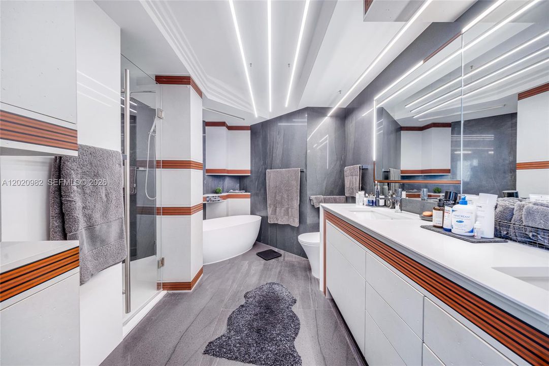 В аренду: $15,000 (3 спален, 2 ванн, 1761 Квадратных фут)