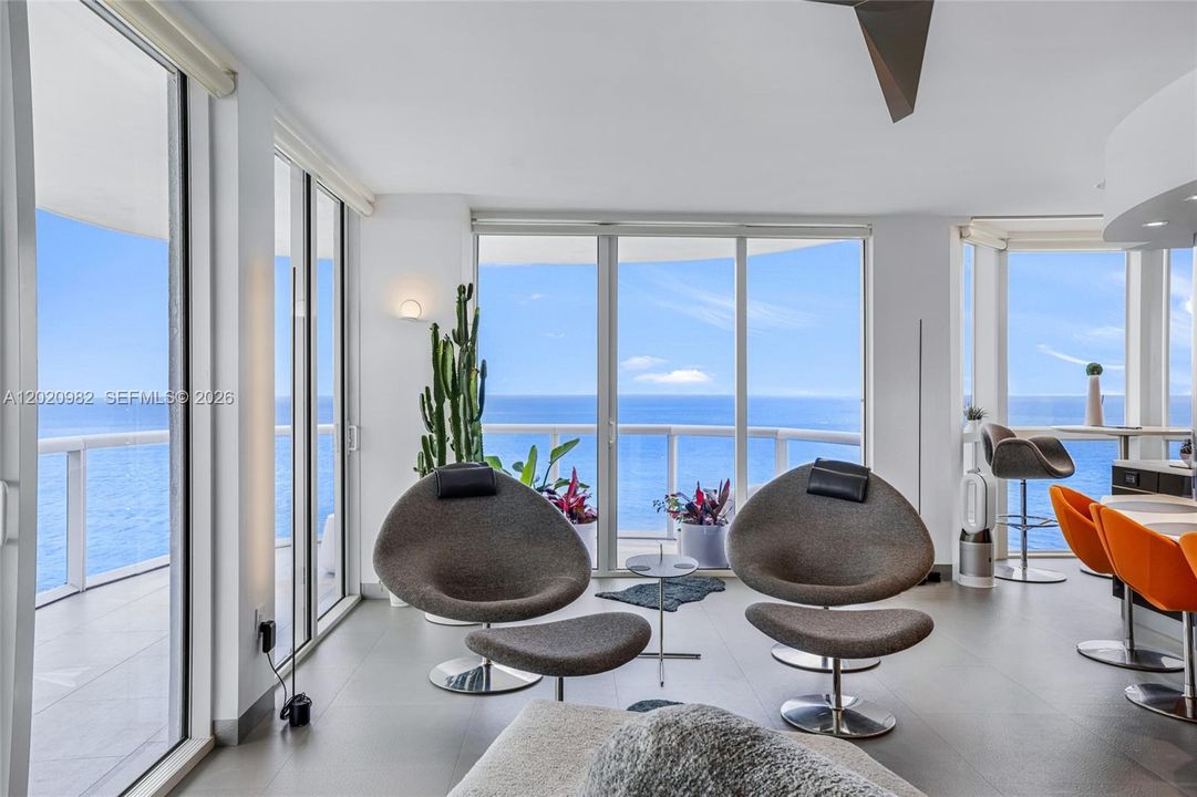 В аренду: $15,000 (3 спален, 2 ванн, 1761 Квадратных фут)