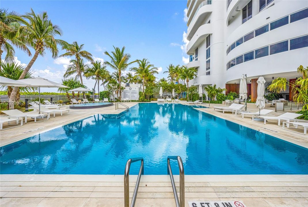 В аренду: $15,000 (3 спален, 2 ванн, 1761 Квадратных фут)