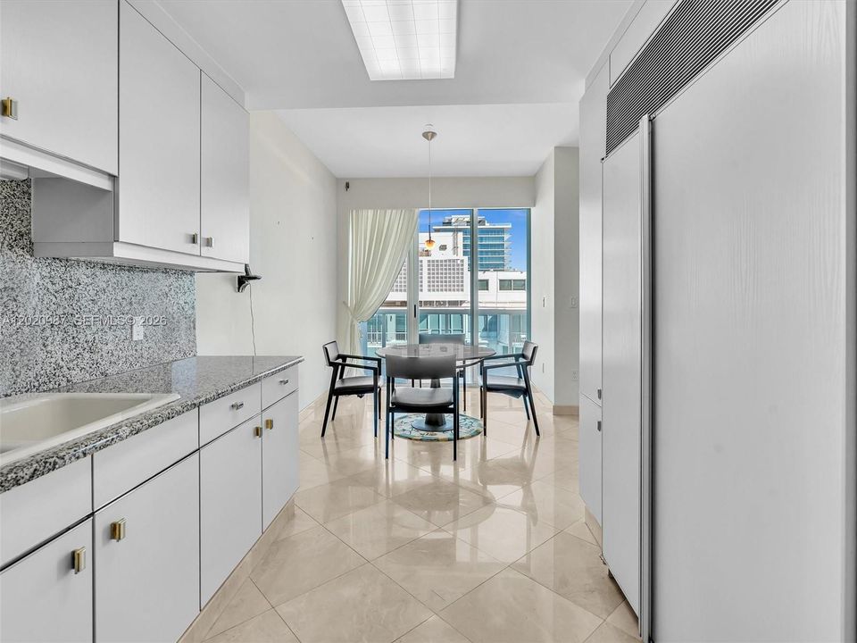 For Sale: $2,600,000 (2 beds, 2 baths, 2050 Square Feet)
