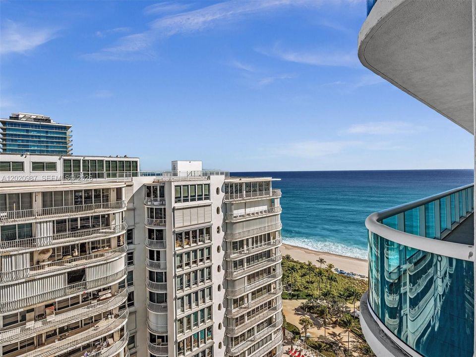For Sale: $2,600,000 (2 beds, 2 baths, 2050 Square Feet)