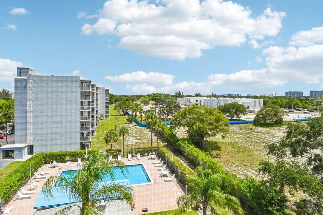 32-web-or-mls-NW 2nd Ave 614-S1505-032