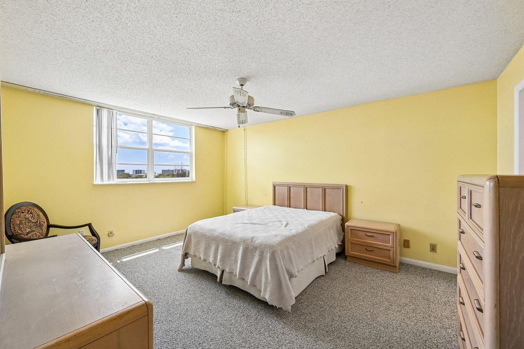 20-web-or-mls-NW 2nd Ave 614-S1505-020