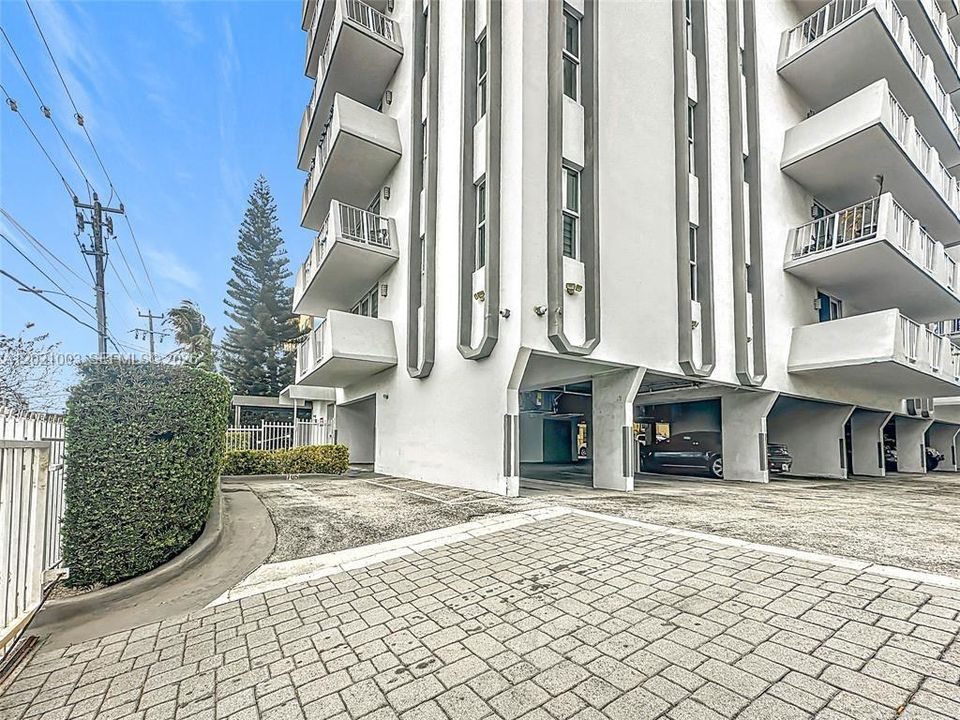 На продажу: $269,000 (1 спален, 1 ванн, 900 Квадратных фут)