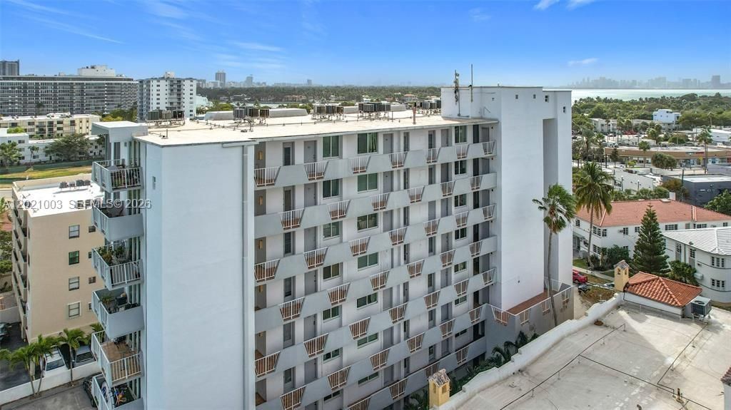 На продажу: $269,000 (1 спален, 1 ванн, 900 Квадратных фут)