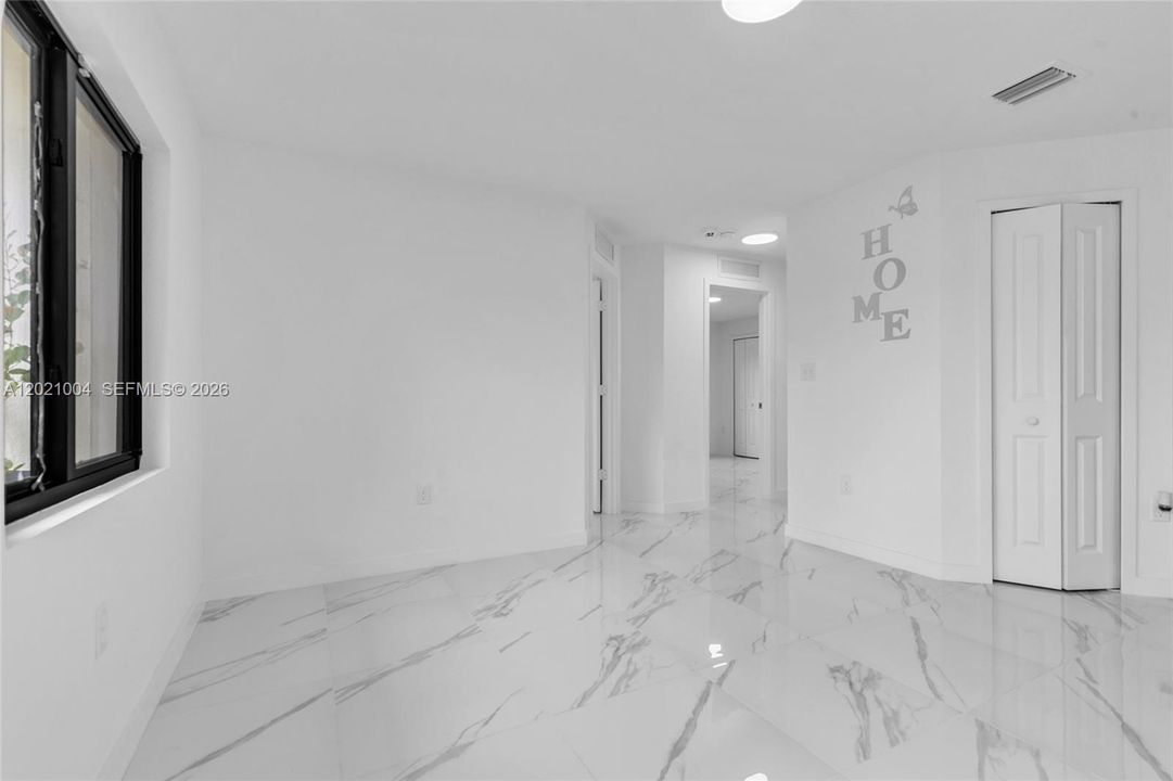 For Rent: $3,650 (4 beds, 3 baths, 1802 Square Feet)