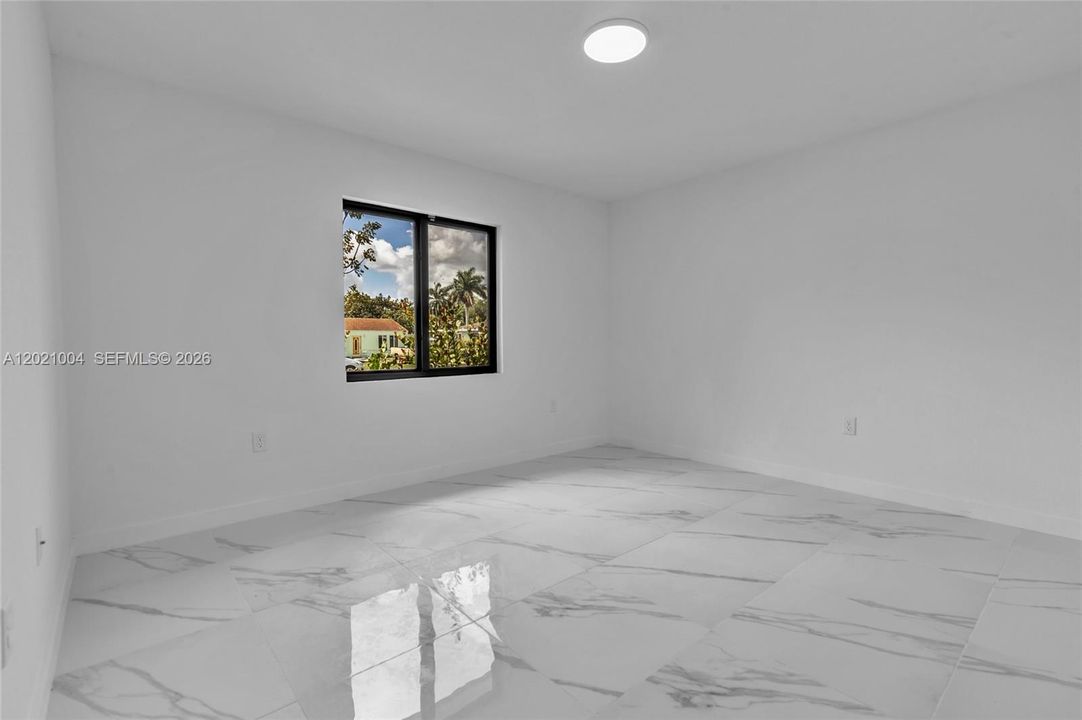 For Rent: $3,650 (4 beds, 3 baths, 1802 Square Feet)