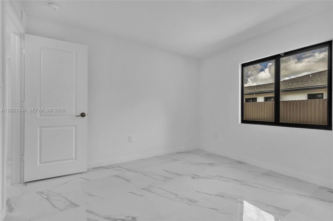 For Rent: $3,650 (4 beds, 3 baths, 1802 Square Feet)