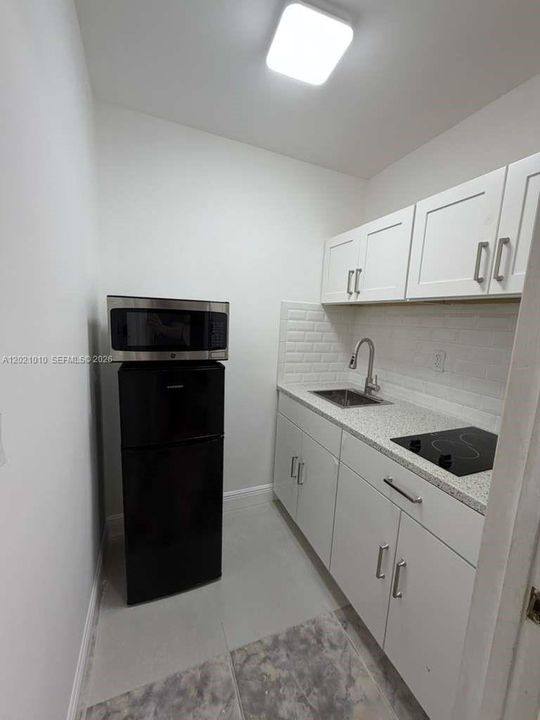 En Renta: $1,200 (1 camas, 1 baños, 1595 Pies cuadrados)
