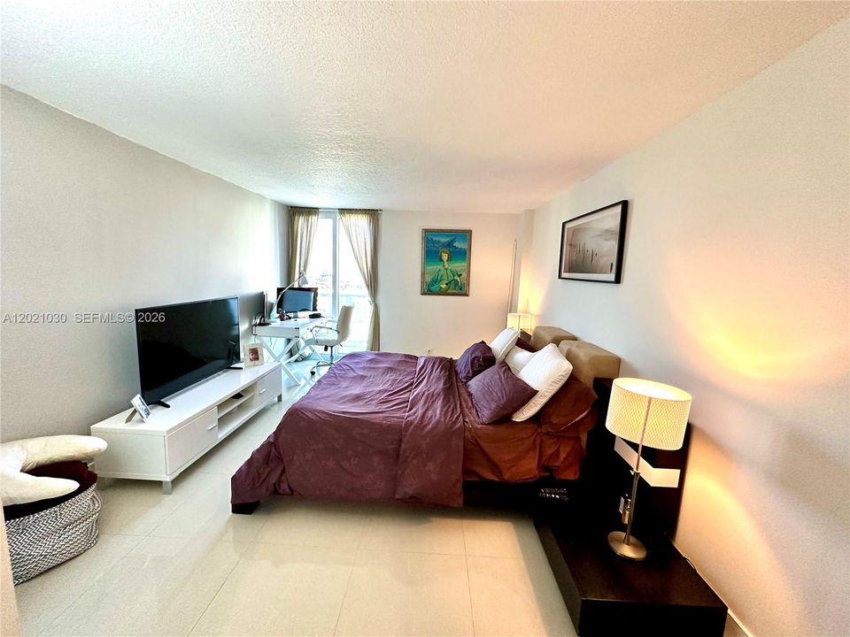 В аренду: $3,480 (2 спален, 2 ванн, 1331 Квадратных фут)