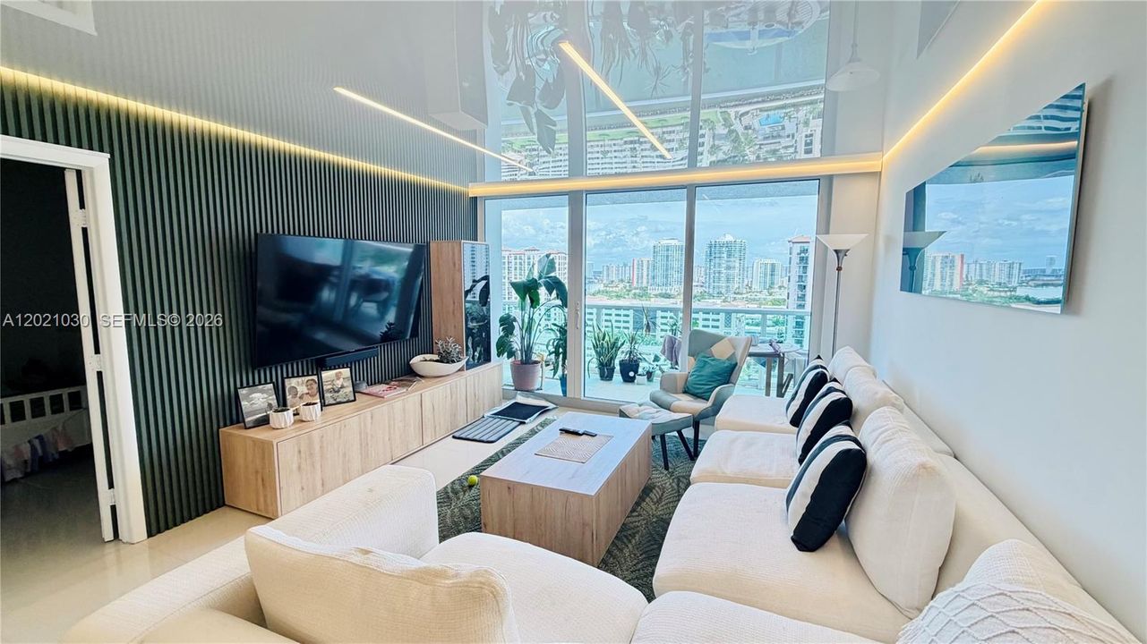 В аренду: $3,480 (2 спален, 2 ванн, 1331 Квадратных фут)