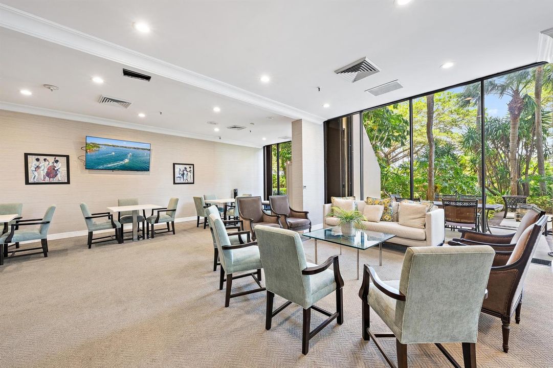 COMMUNITY ROOM